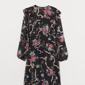 Ruffled Chiffon beautiful black/floral maxi dress in size S